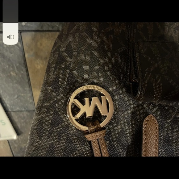 Michael Kors Signature Dark Brown Tan Rare in this condition!!!! - Picture 4 of 8